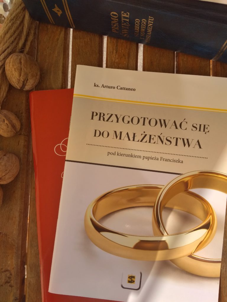 "Przygotować się do małżeństwa pod kierunkiem papieża Franciszka" - książki dla narzeczonych
